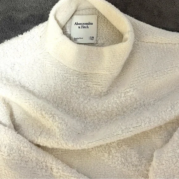 Abercrombie Mock Neck Dolman Sweater - Picture 6 of 6